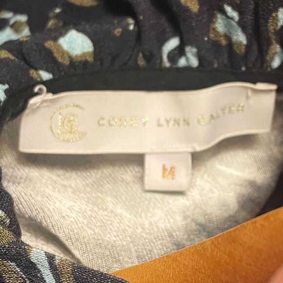 COREY LYNN CALTER Kai Ruffle Dress floral $229 Size Medium - Picture 4 of 5